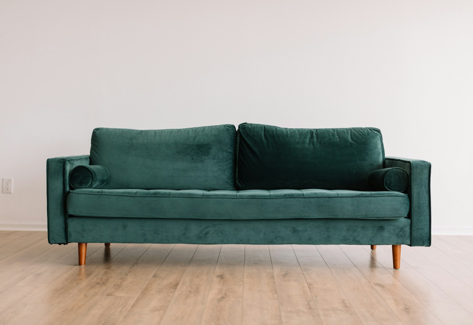 The Home Cleaning Tools Worth Choosing for Their Shape